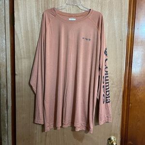 Like new Columbia PFG shirt